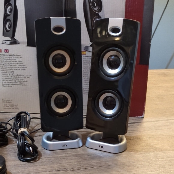 Cyber Acoustics CA-3602 Multimedia Speaker System with Subwoofer - Picture 2 of 5